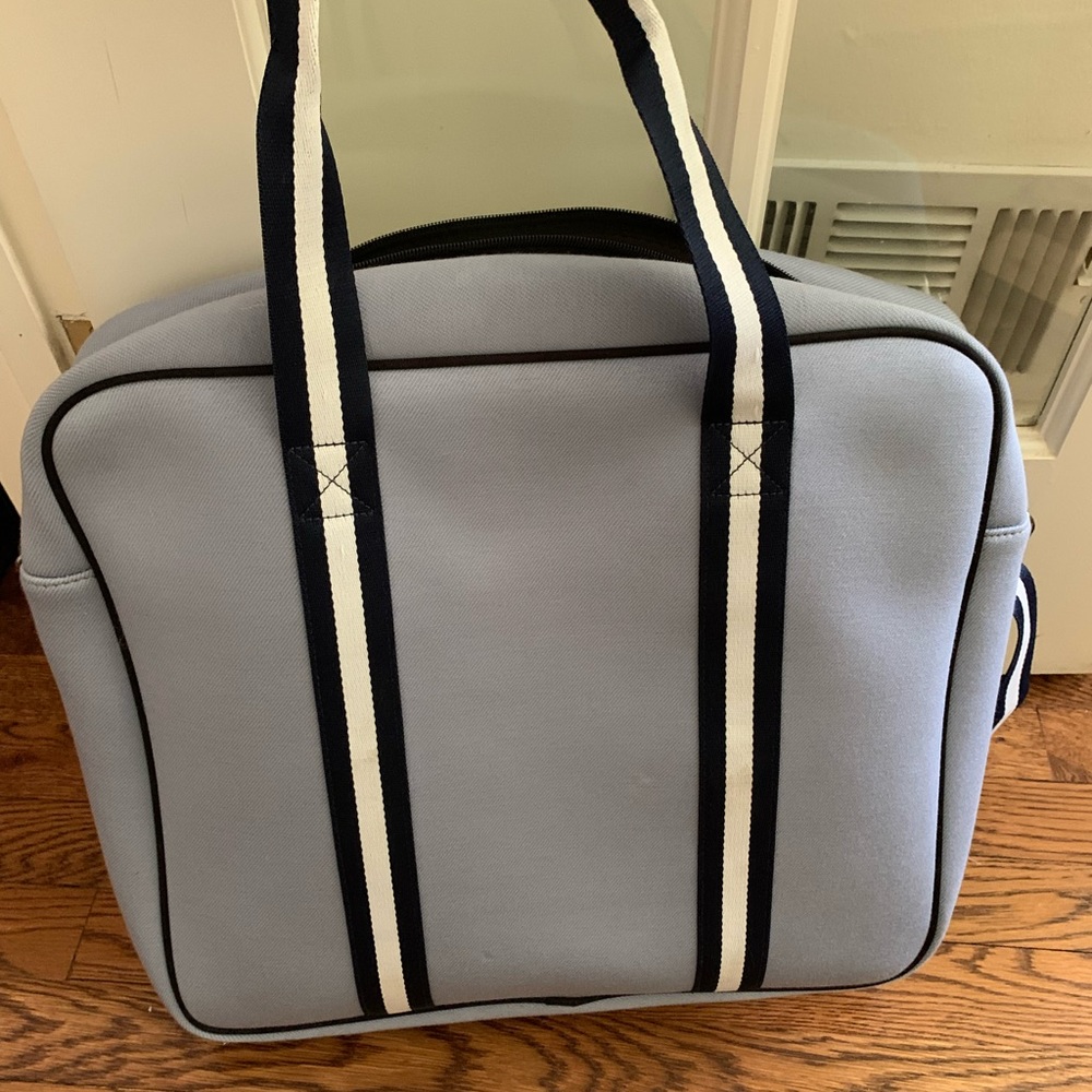 Light Blue Striped Tote Bag with Crossbody Strap - Picture 7 of 8